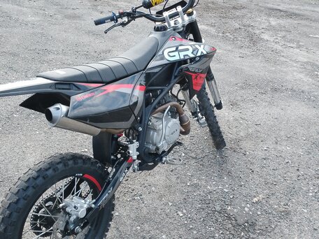 2023 GR GR-X, красный, 50000 рублей, вид 4