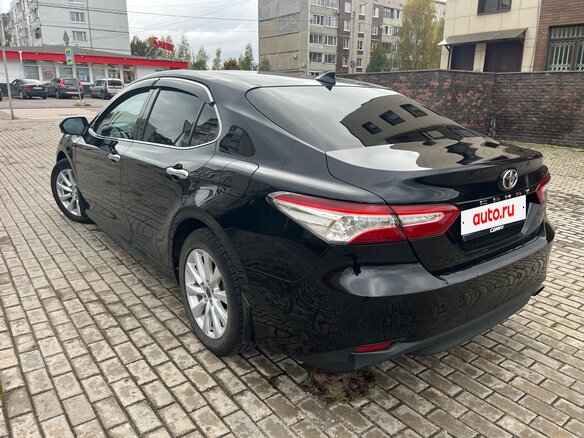 2018 Toyota Camry VIII (XV70), чёрный, 2250000 рублей - вид 6
