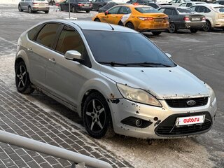 2008 Ford Focus II Рестайлинг, серебристый, 300000 рублей, вид 2
