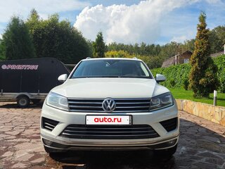 2015 Volkswagen Touareg II Рестайлинг, белый, 2800000 рублей, вид 1
