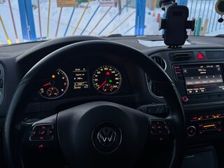 2011 Volkswagen Tiguan I, чёрный, 1295000 рублей, вид 5