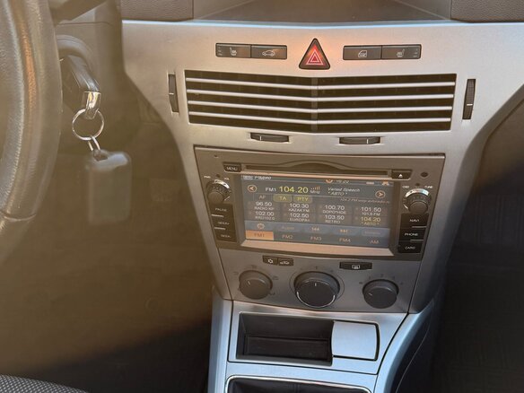 2013 Opel Astra H Рестайлинг, серебристый, 580000 рублей - вид 13