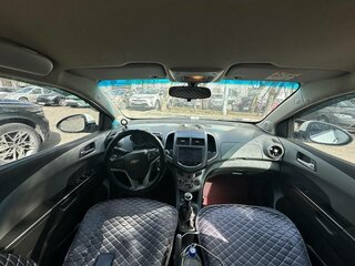 2014 Chevrolet Aveo II, белый, 315000 рублей, вид 4