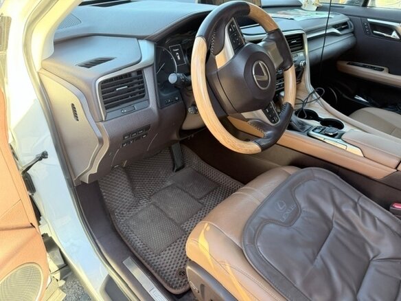2018 Lexus RX 350L IV, белый, 6050000 рублей - вид 16