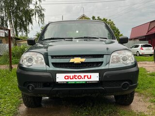 2018 Chevrolet Niva I Рестайлинг, зелёный, 600000 рублей, вид 3