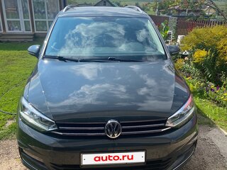 2020 Volkswagen Touran II, серый, 2140000 рублей, вид 1