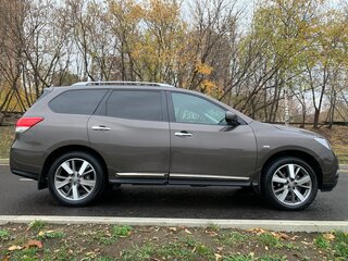 2014 Nissan Pathfinder IV, коричневый, 2200000 рублей, вид 5