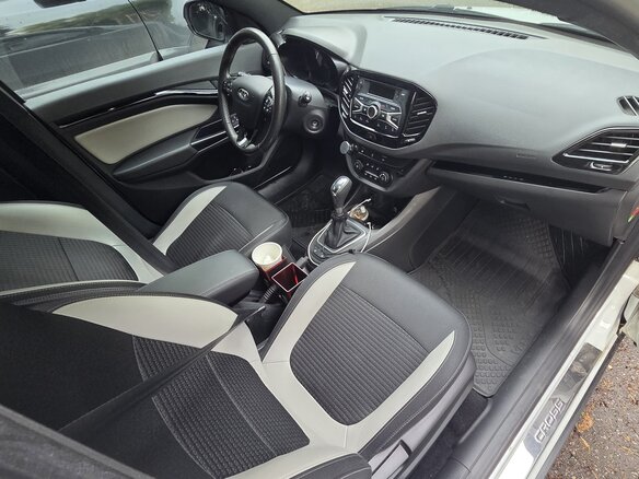 2021 Lada (ВАЗ) Vesta SW Cross I, белый, 1200000 рублей - вид 11