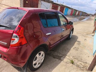 2012 Renault Sandero I, красный, 750000 рублей, вид 4