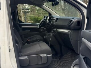 2019 Peugeot Traveller I, белый, 2150000 рублей, вид 3