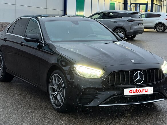 2021 Mercedes-Benz E-Класс 200 V (W213, S213, C238) Рестайлинг, чёрный, 5500000 рублей - вид 1