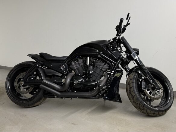 2012 Harley-Davidson V-Rod, чёрный, 1550000 рублей - вид 1