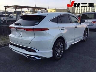 2020 Toyota Harrier III (XU60) Рестайлинг, белый, 2450404 рублей, вид 4