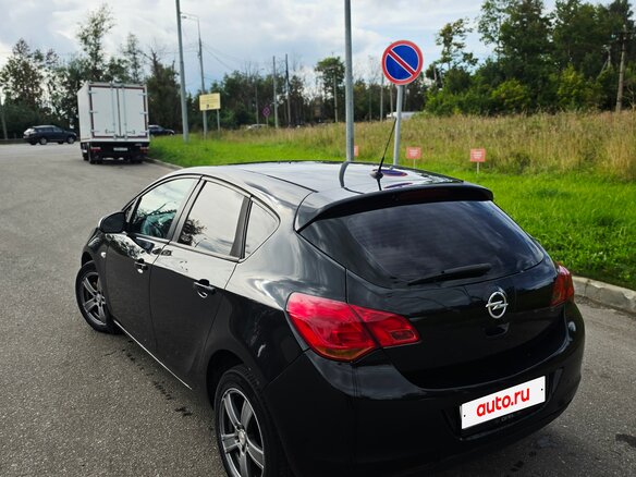 2011 Opel Astra J, чёрный, 419000 рублей - вид 5