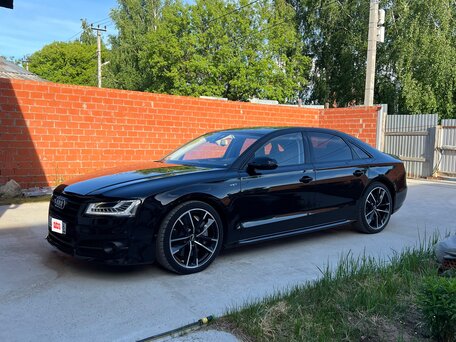 2016 Audi S8 III (D4) Рестайлинг, чёрный, 6990000 рублей, вид 4