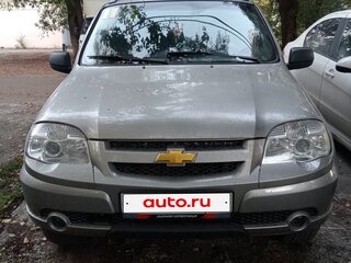 2013 Chevrolet Niva I Рестайлинг, серый, 400000 рублей, вид 1