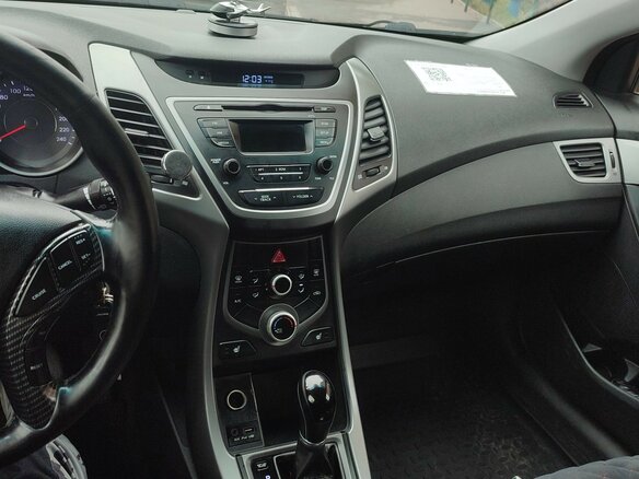 2015 Hyundai Elantra V (MD) Рестайлинг, белый, 790000 рублей - вид 10