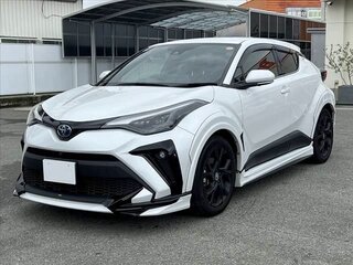 2021 Toyota C-HR I Рестайлинг, белый, 1498000 рублей, вид 2