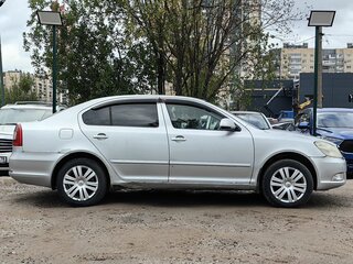 2010 Skoda Octavia II (A5) Рестайлинг, серебристый, 469000 рублей, вид 4