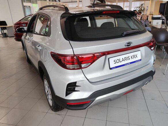 2025 Solaris KRX, серебристый, 2733500 рублей - вид 5