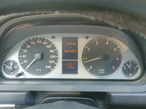 2005 Mercedes-Benz B-Класс 200 I (W245), бежевый, 520000 рублей - вид 6