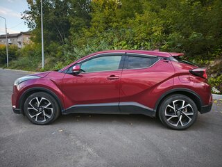 2017 Toyota C-HR I, красный, 1660000 рублей, вид 2
