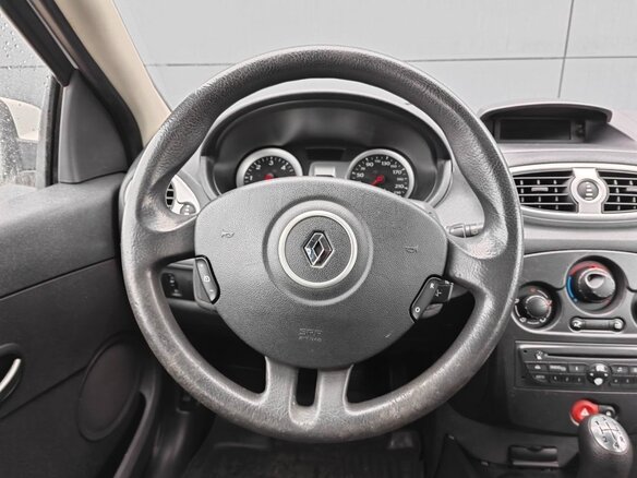 2009 Renault Clio III Рестайлинг, белый, 628200 рублей - вид 16