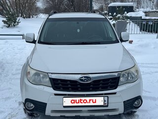 2010 Subaru Forester III, белый, 1050000 рублей, вид 2