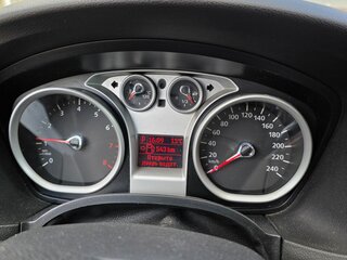 2010 Ford Focus II Рестайлинг, синий, 650000 рублей, вид 5