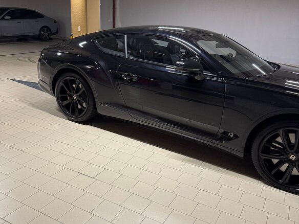 2019 Bentley Continental GT III, чёрный, 17400000 рублей - вид 5