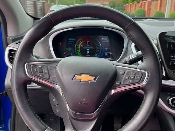2017 Chevrolet Volt II, синий, 1220000 рублей - вид 13