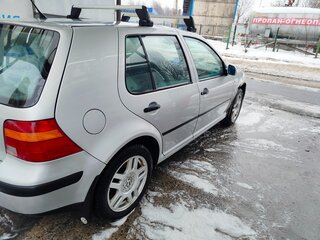 2001 Volkswagen Golf IV, серебристый, 280000 рублей, вид 3