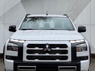 2025 Mitsubishi Triton VI, белый, 5600000 рублей, вид 2