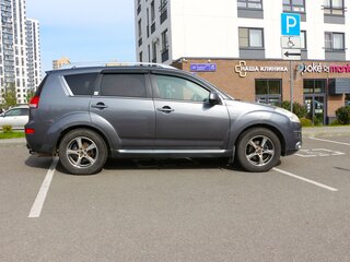 2008 Citroen C-Crosser, серый, 800000 рублей, вид 3