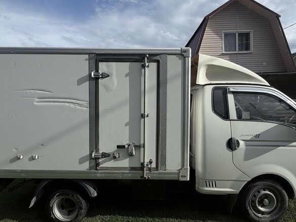 2010 Hyundai Porter II, белый, 1100000 рублей - вид 10