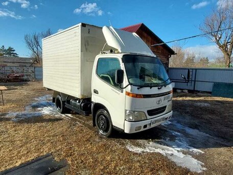 1990 Toyota Toyoace, белый, 1850000 рублей, вид 1