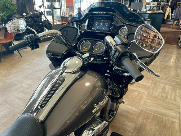 2023 Harley-Davidson Road Glide 3, серый, 4980000 рублей - вид 8