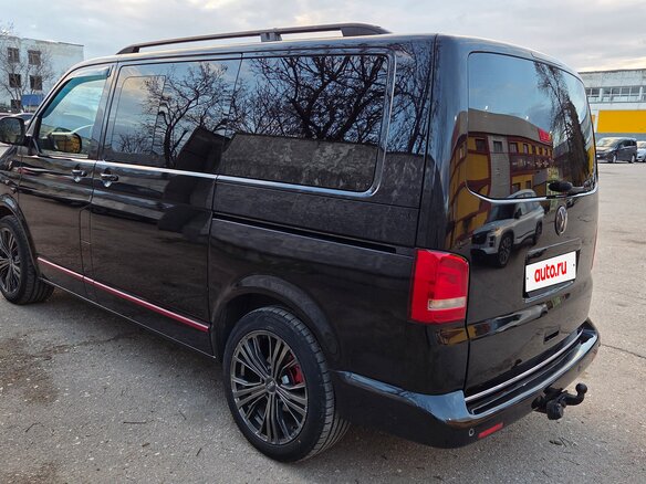 2012 Volkswagen Multivan T5 Рестайлинг, чёрный, 2900000 рублей - вид 3