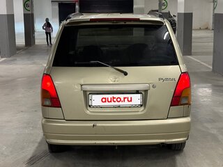 1997 Daihatsu Pyzar I, зелёный, 138000 рублей, вид 4