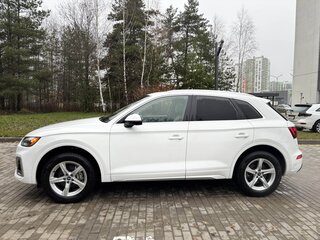 2021 Audi Q5 45 TFSI II (FY) Рестайлинг, белый, 3500000 рублей, вид 3