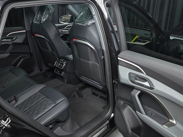 2025 Audi Q5 40 TFSI III (GU), чёрный, 6499000 рублей - вид 18