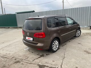 2010 Volkswagen Touran I Рестайлинг 2, коричневый, 849000 рублей, вид 5