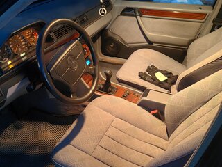 1991 Mercedes-Benz W124 230, чёрный, 800000 рублей, вид 5