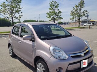 2015 Toyota Passo II (C30), красный, 795000 рублей, вид 1