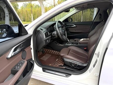 2022 BMW 1 серии 120i III (F52) Рестайлинг, белый, 1820000 рублей, вид 5