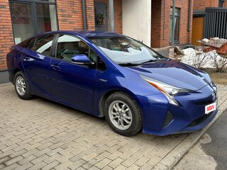 2016 Toyota Prius IV (XW50), синий, 1850000 рублей, вид 5