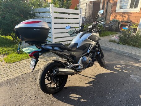 2013 Honda NC 700X, серебристый, 530000 рублей, вид 4