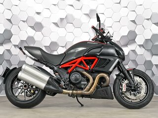 2011 Ducati Diavel Carbon, чёрный, 799000 рублей, вид 3