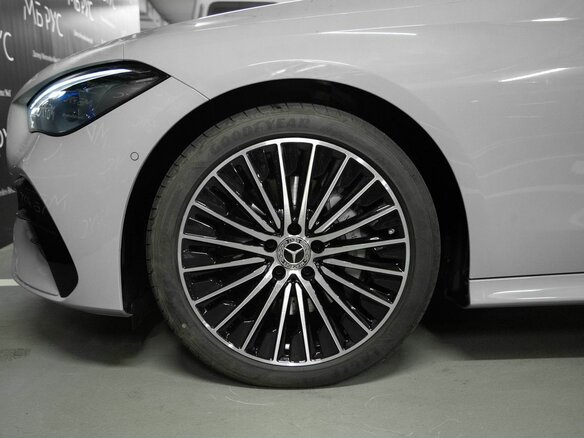 2025 Mercedes-Benz CLE 200, серый - вид 6