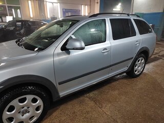 2012 Skoda Octavia Scout II (A5) Рестайлинг, серебристый, 1250000 рублей, вид 4
